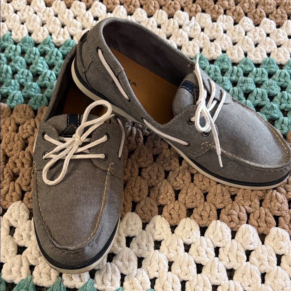 Sonoma Gray Canvas Slip On Boat Shoes Men’s Sz 12 Med